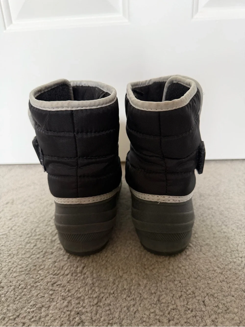 Cat & Jack Toddler Dane Waterproof Winter Boots on